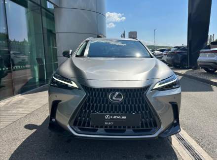 Lexus - NX