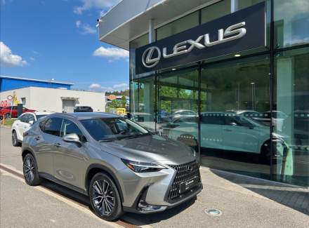 Lexus - NX