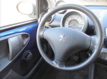 Peugeot - 107