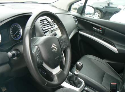 Suzuki - SX4