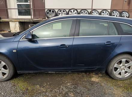 Opel - Insignia