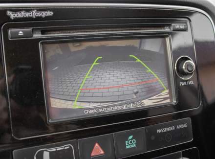 Mitsubishi - Outlander