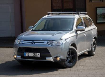 Mitsubishi - Outlander