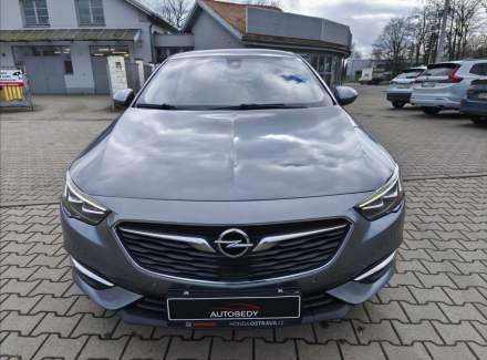 Opel - Insignia