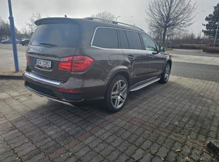 Mercedes-Benz - GL
