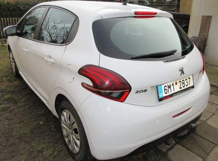 Peugeot - 208