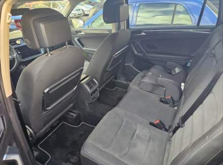 Volkswagen - Tiguan