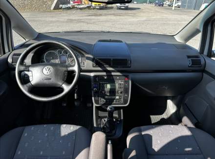 Volkswagen - Sharan