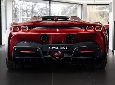 Ferrari - SF90 Stradale