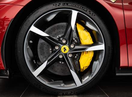 Ferrari - SF90 Stradale