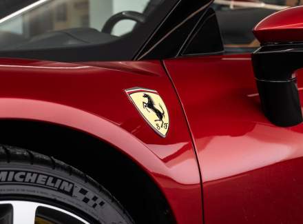 Ferrari - SF90 Stradale