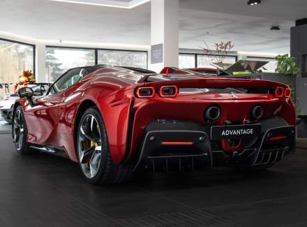 Ferrari - SF90 Stradale