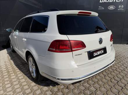 Volkswagen - Passat