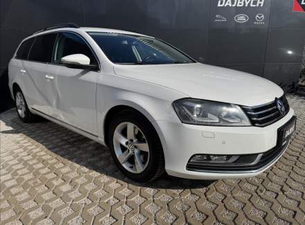 Volkswagen - Passat