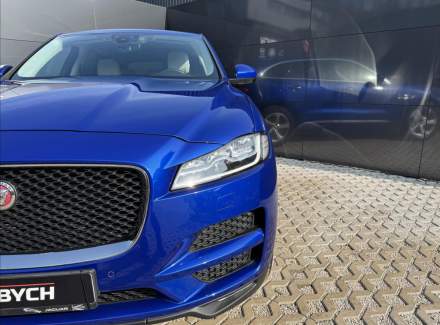 Jaguar - F-Pace