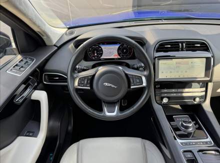 Jaguar - F-Pace