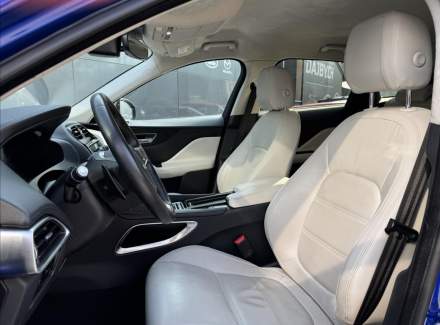 Jaguar - F-Pace