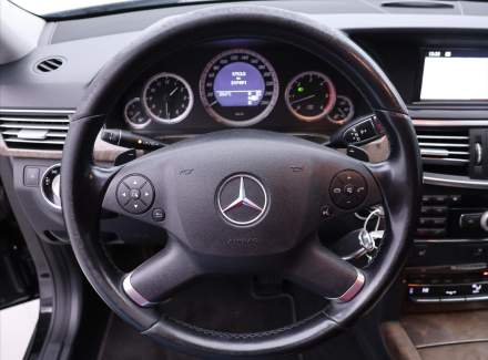 Mercedes-Benz - E-class
