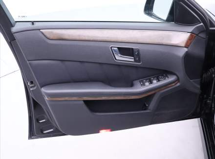 Mercedes-Benz - E-class