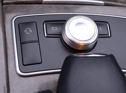 Mercedes-Benz - E-class