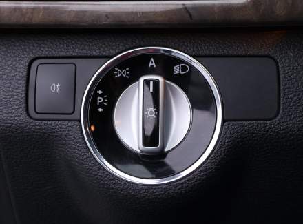 Mercedes-Benz - E-class