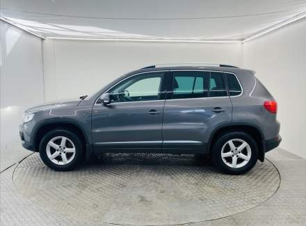 Volkswagen - Tiguan