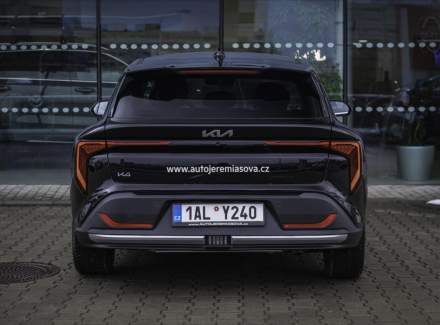 Kia - K4
