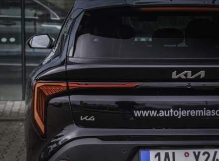 Kia - K4