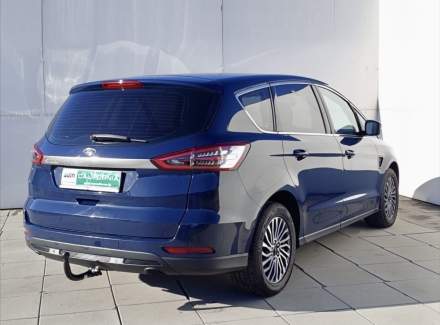 Ford - S-MAX