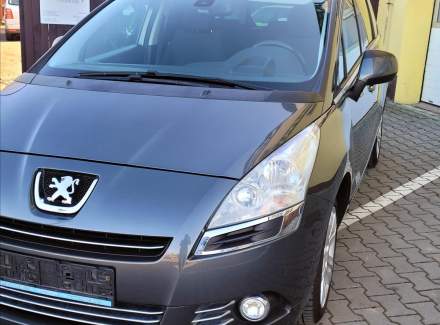 Peugeot - 5008