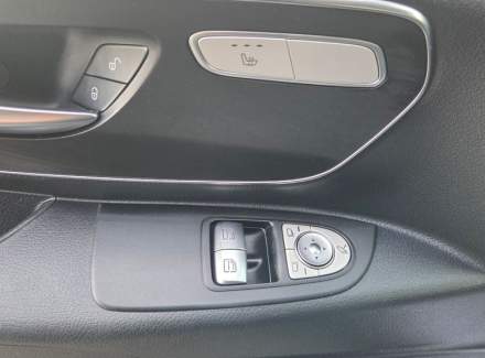 Mercedes-Benz - Vito