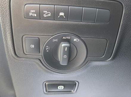 Mercedes-Benz - Vito