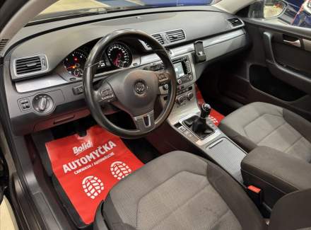 Volkswagen - Passat