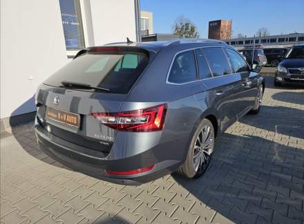 Škoda - Superb