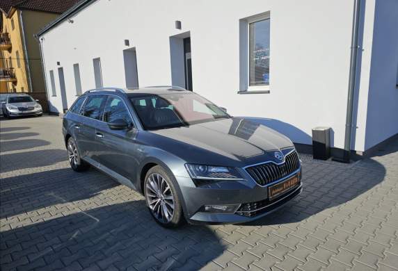 Škoda - Superb