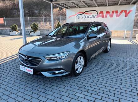 Opel - Insignia