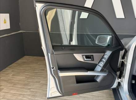 Mercedes-Benz - GLK
