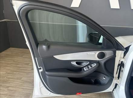 Mercedes-Benz - C-class