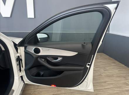 Mercedes-Benz - C-class