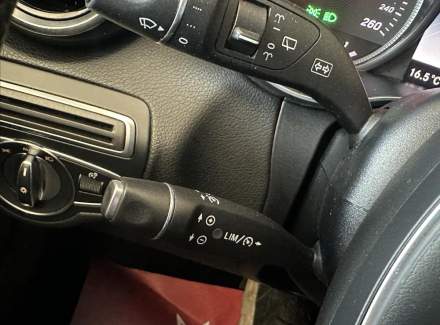 Mercedes-Benz - C-class