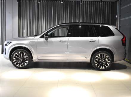Volvo - XC90