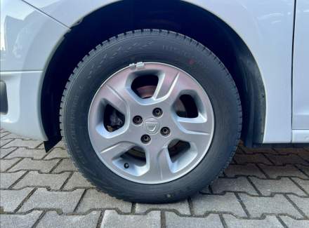 Dacia - Sandero