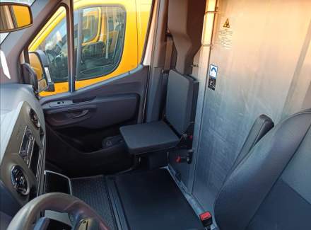 Mercedes-Benz - Sprinter