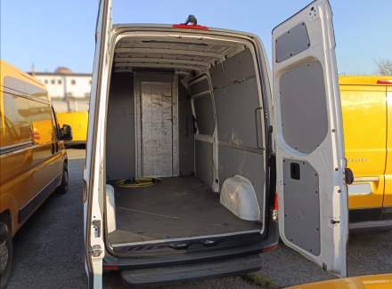 Mercedes-Benz - Sprinter