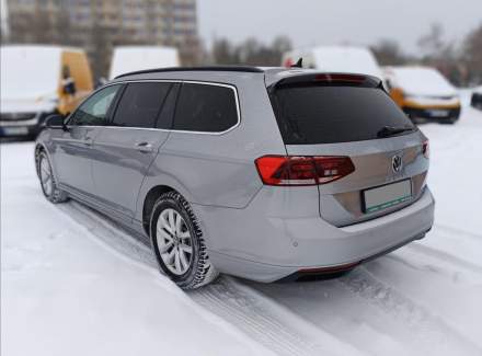 Volkswagen - Passat