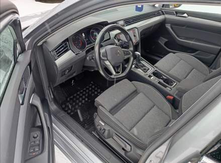 Volkswagen - Passat