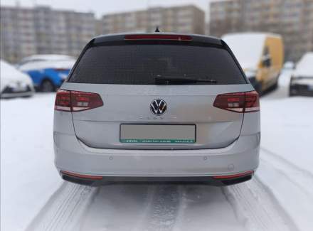 Volkswagen - Passat