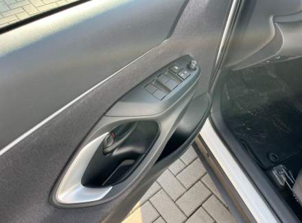 Toyota - Yaris Cross