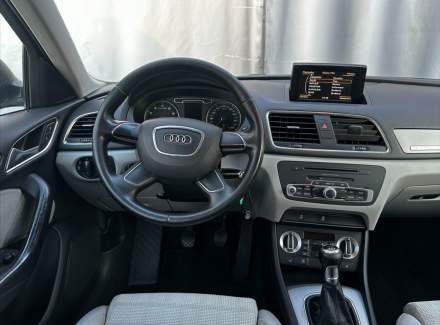 Audi - Q3