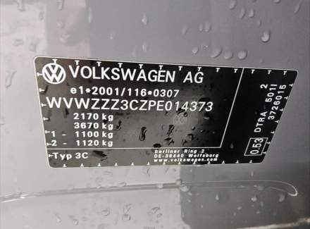 Volkswagen - Passat